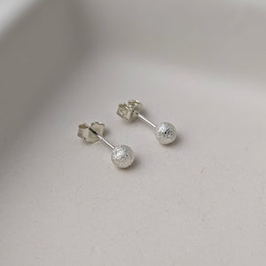 Boucles point scintillant argent (échantillons) - Peasejewelry