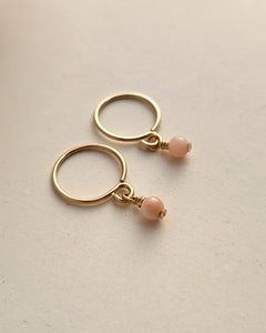 Anneaux d'oreilles avec opale rose - Peasejewelry