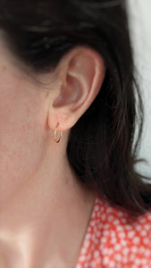 Anneaux d'oreilles lisses (imparfaits) - Peasejewelry