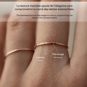 Bague 1 mm - message secret personnalisé - Peasejewelry