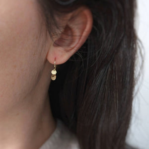 Boucles d'oreilles grappe avec minis disques - Peasejewelry